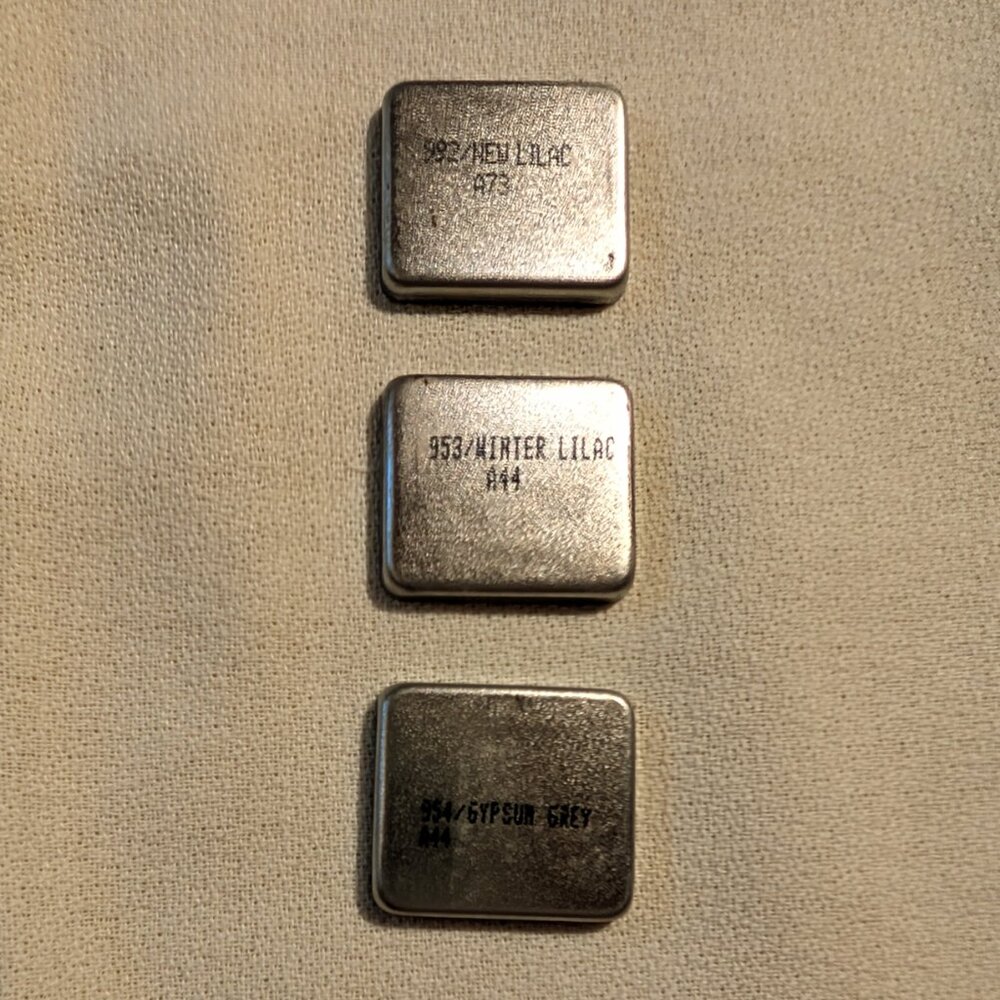 AVEDA - Petal Essence Single Eye Shadows - 3 Color Set - NWOB - Picture 2 of 10